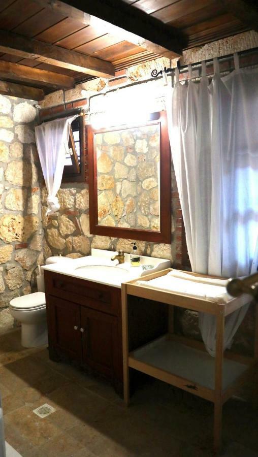 Stone House Andromeda Villa Псахудиа Екстериор снимка